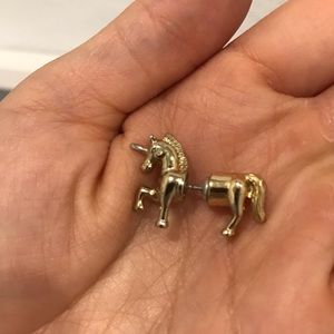 Gold unicorn single stud